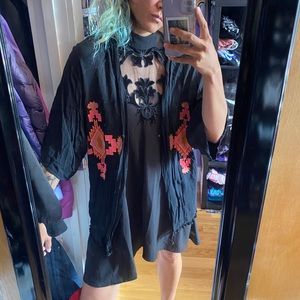 LF black tribal kimono